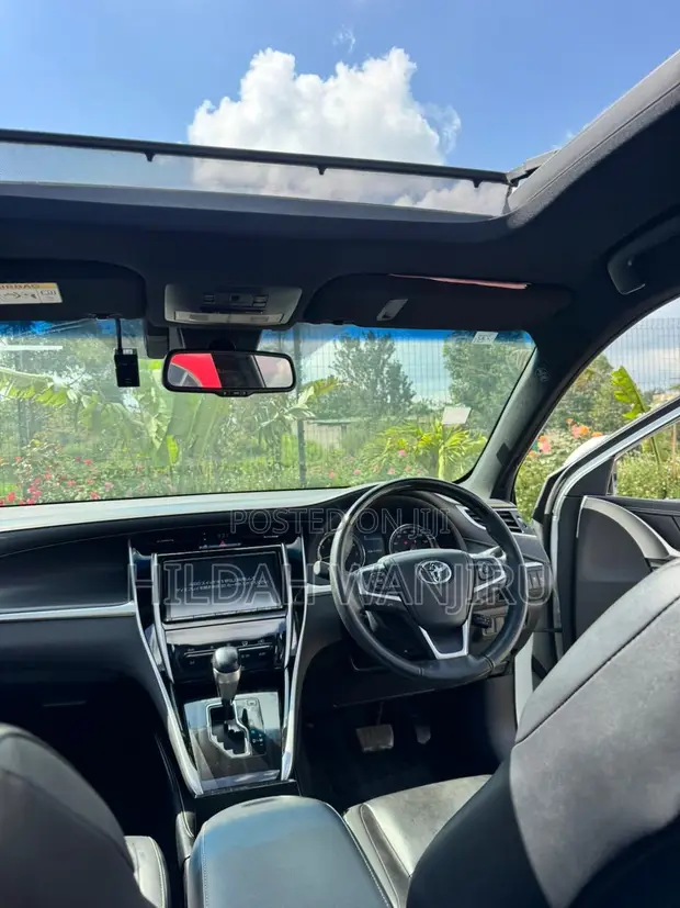 Toyota Harrier, Year 2019